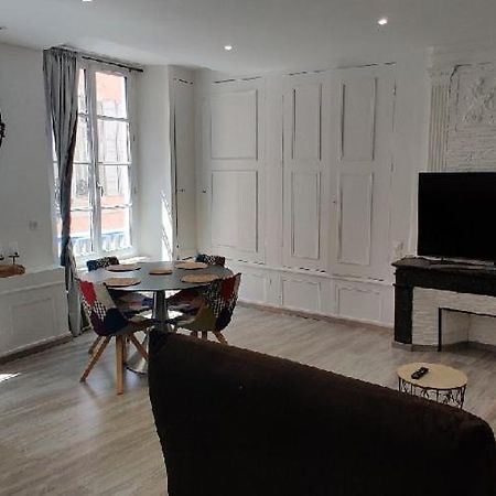 Appartement F2 Dans Le Centre Historique Le Puy-en-Velay Экстерьер фото